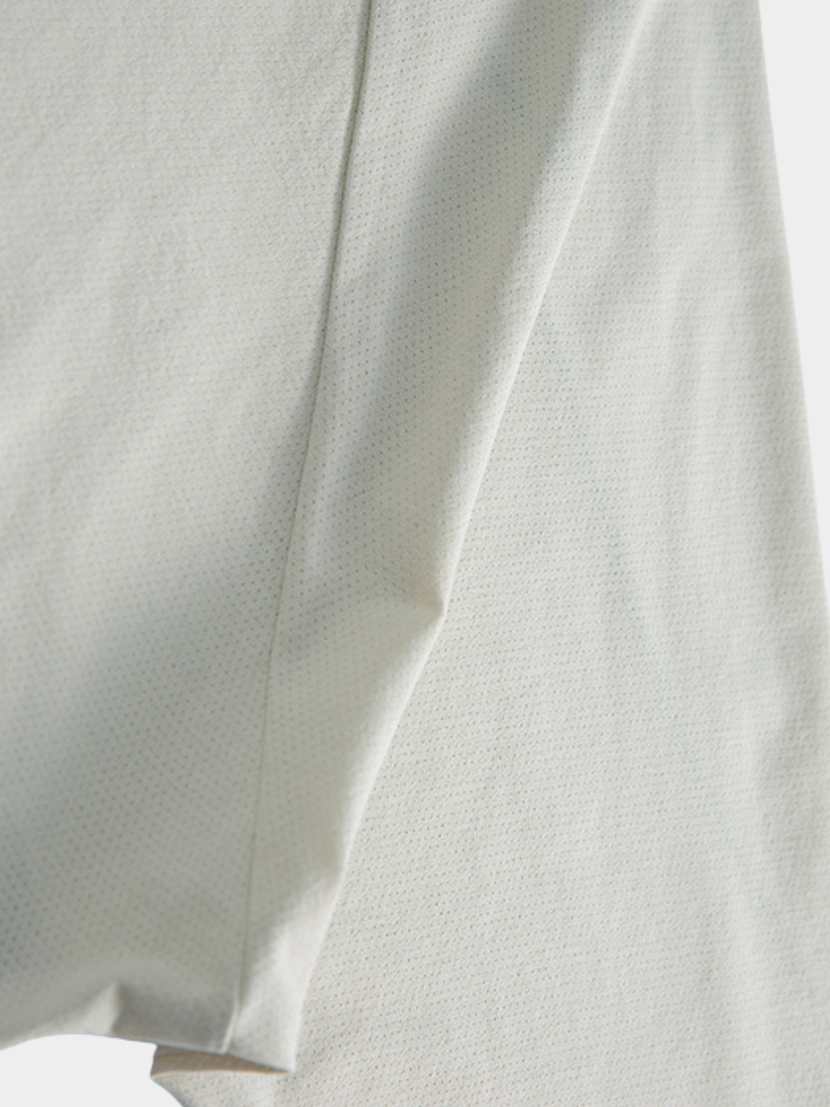 Crossland – Leichtes, atmungsaktives und schnelltrocknendes Damen-Langarmshirt in verkürzter Passform