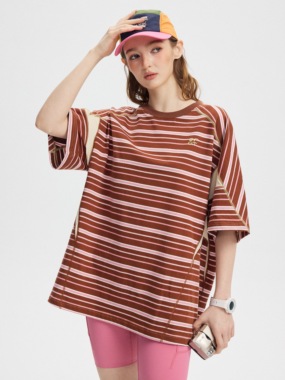 Boost – Damen-T-Shirt mit Kontraststreifen und kurzen Ärmeln