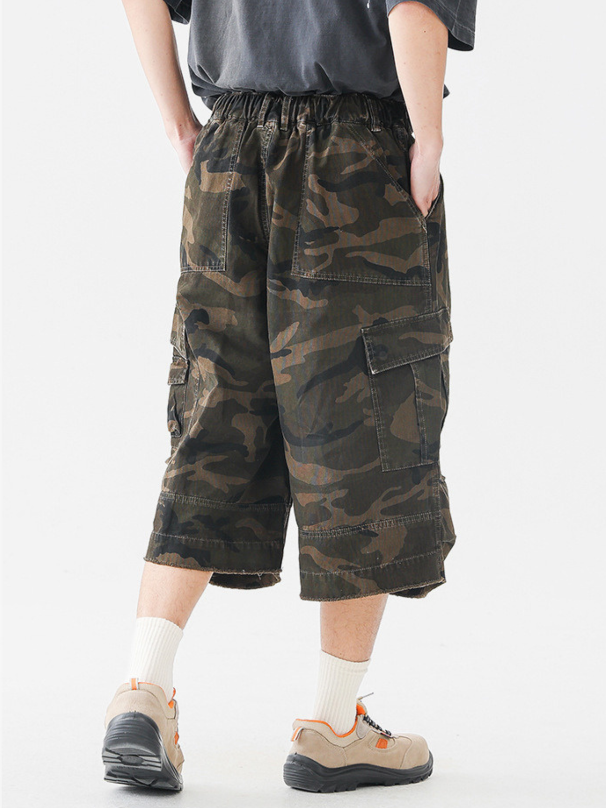 CampShell - Camouflage-Shorts mit vielen Taschen im Relaxed Fit