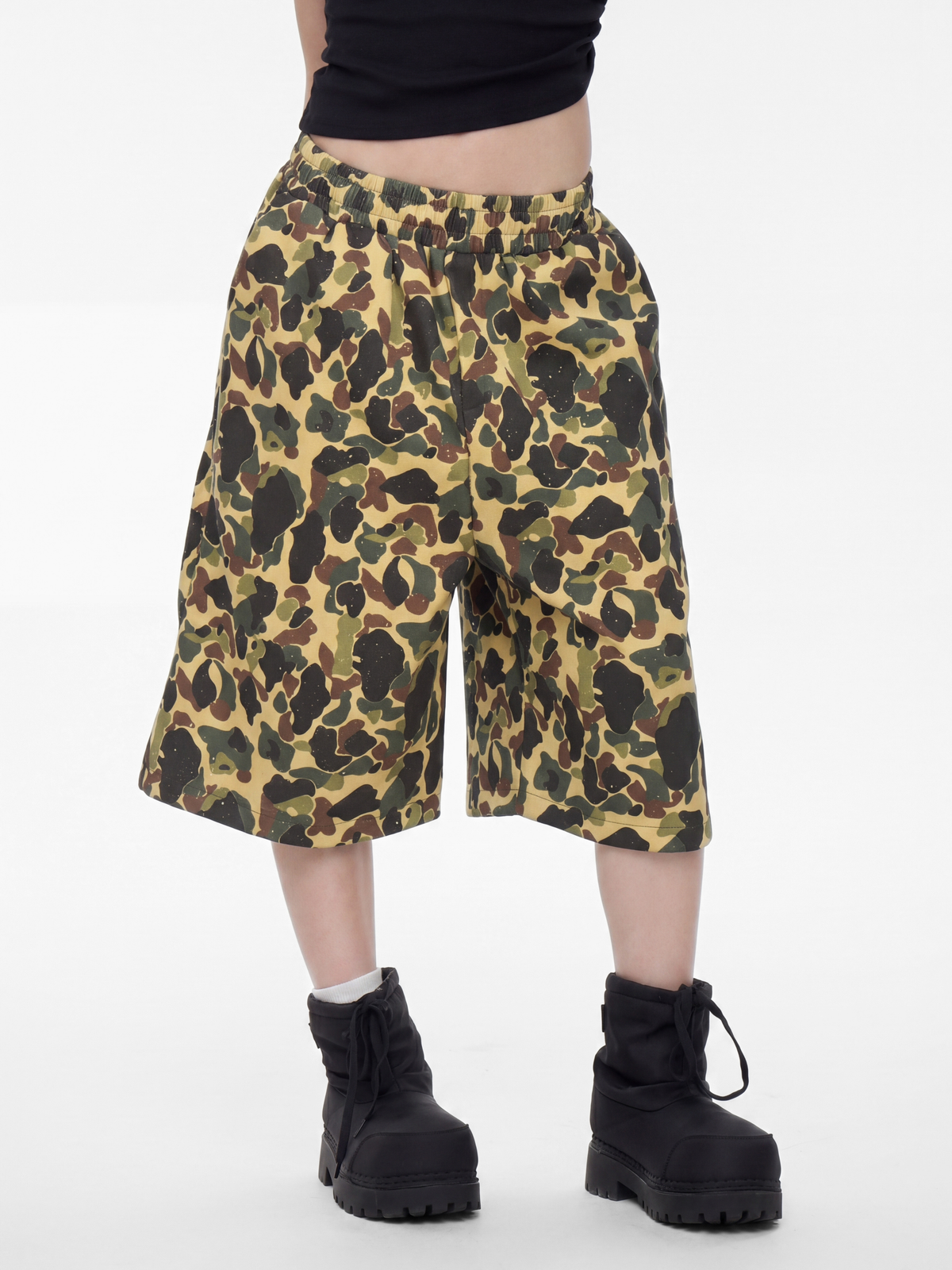 Underflow – Damen-Cargohose mit elastischem Bund, weitem Bein und verkürztem Schnitt