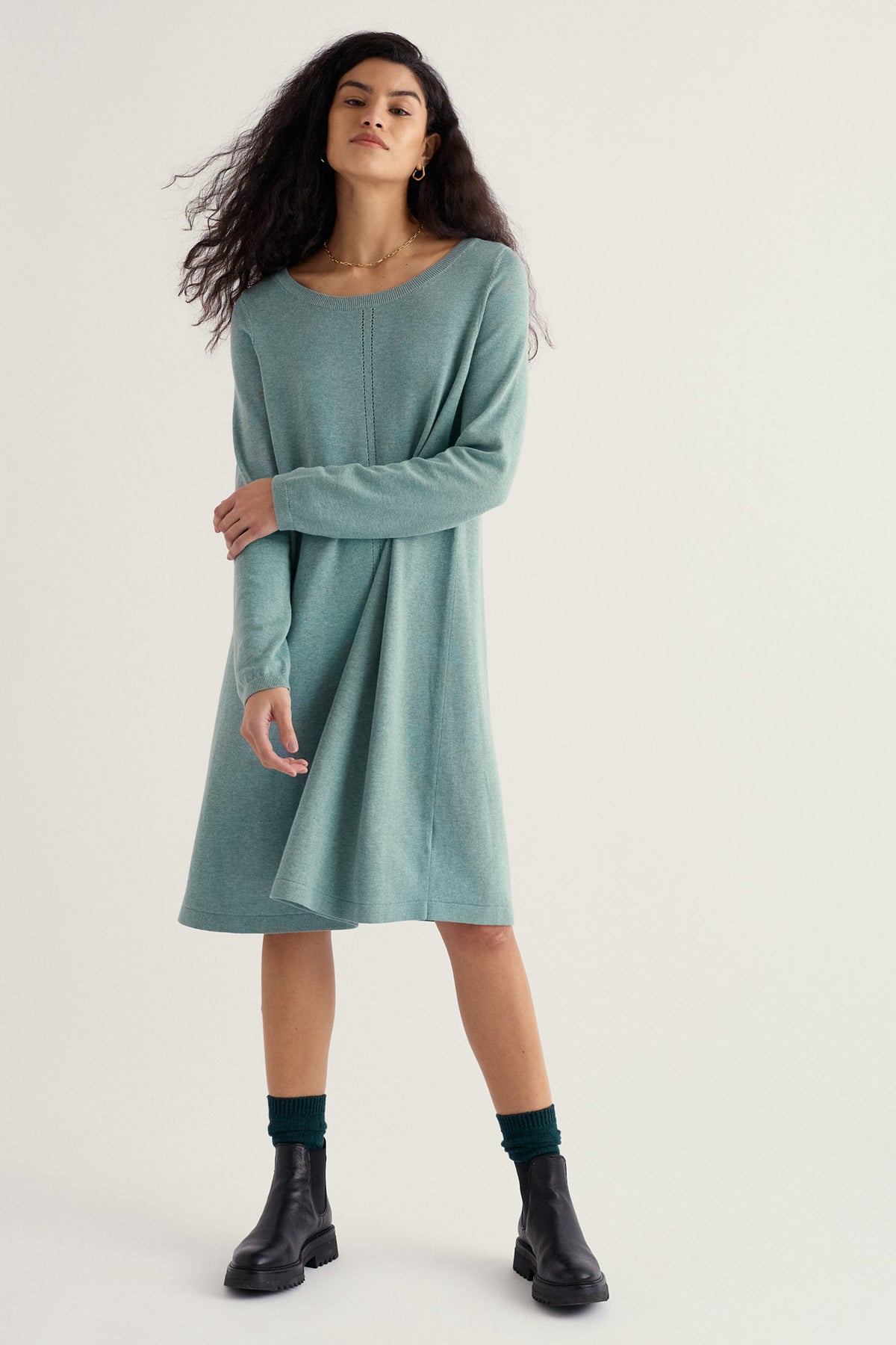 Poltreen Knie langes Kleid aus GOTS-zertifizierter Bio-Baumwolle